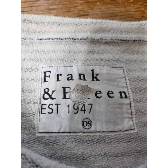 Frank&Eileen Hamptons Travel Set Olive Capelet & Pearl Sweatshorts in Navy Frenc - Picture 3 of 12